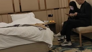 有希望的男人-爱玩游戏的女友-哥哥输了第三条腿就属于我的