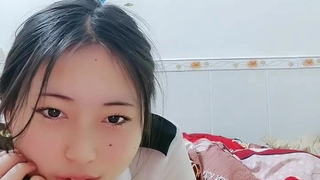 下一篇中文字幕人妻-快餐豪哥1500约炮粉逼艺校兼职妹逼太紧几分钟就把哥搞射了的!