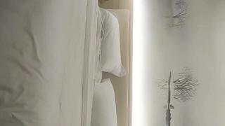 欧美日韩人妻激情-第一次与男友以外的男人在行使中车震!